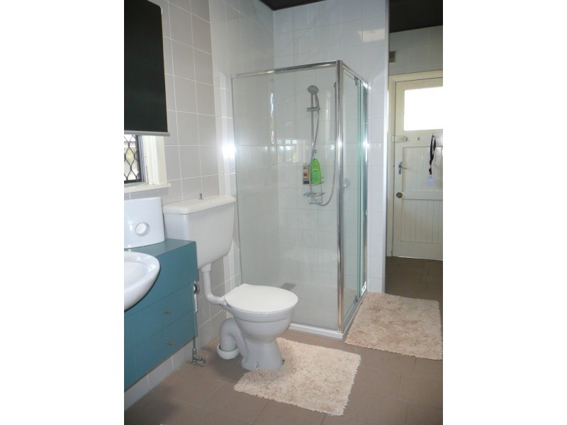 152 Sunshine Parade, Miami QLD 4220