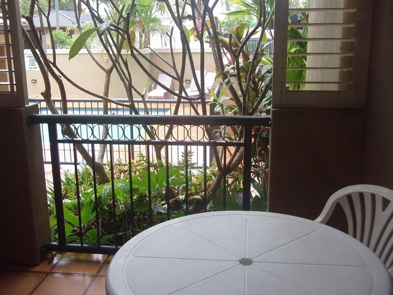 38 Petrel Avenue, Mermaid Beach QLD 4218