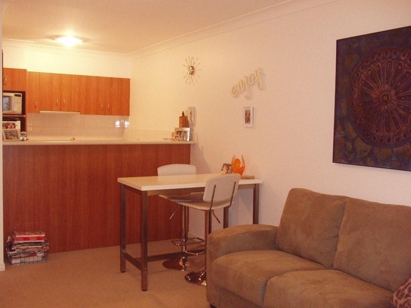 38 Petrel Avenue, Mermaid Beach QLD 4218