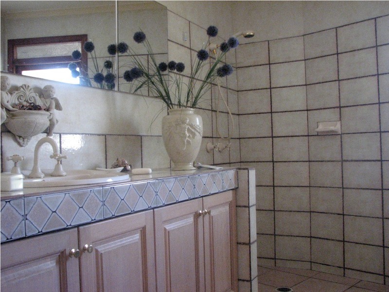 59 Oceanic Drive, Mermaid Waters QLD 4218