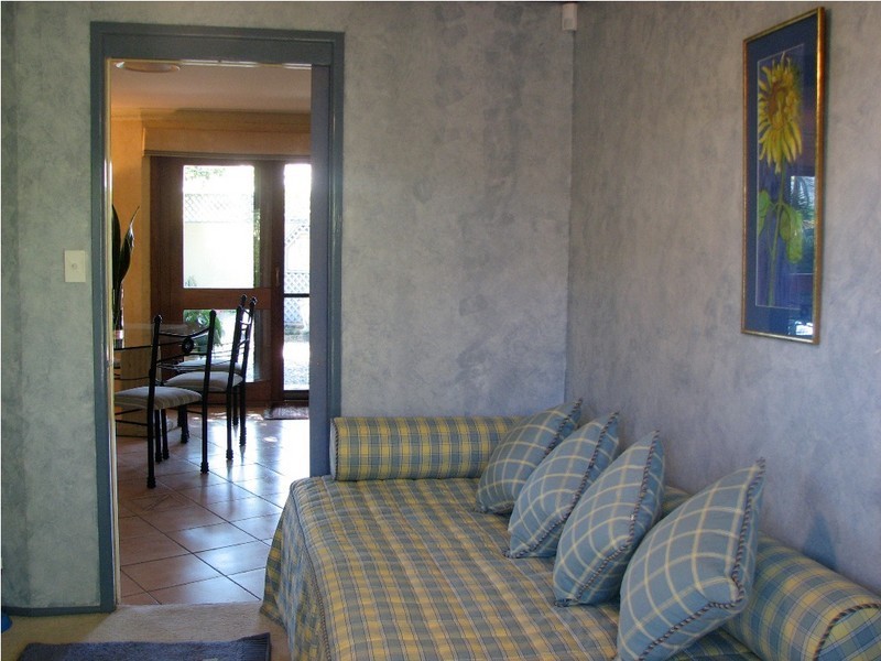 59 Oceanic Drive, Mermaid Waters QLD 4218