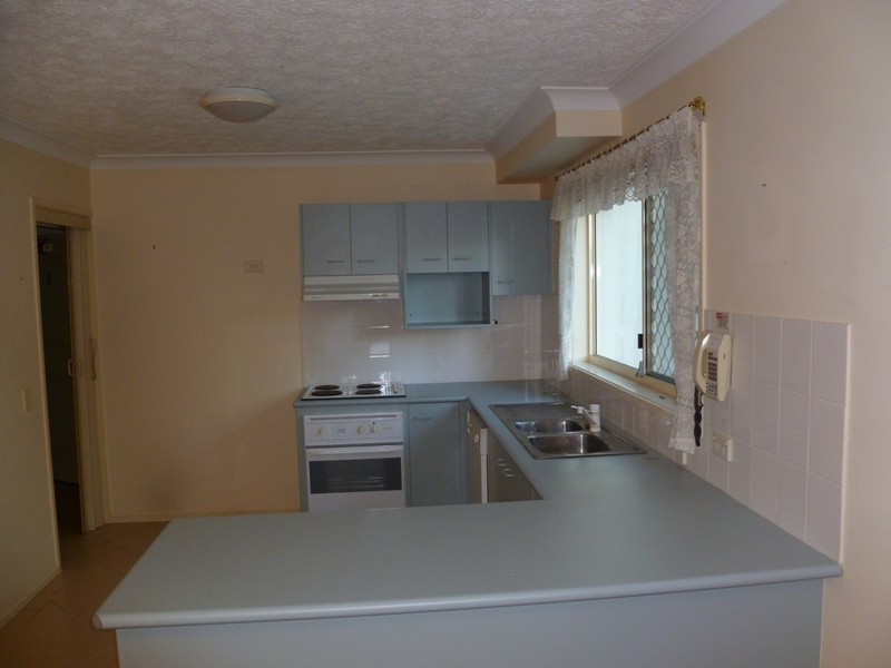 32 Ocean Street, Mermaid Beach QLD 4218