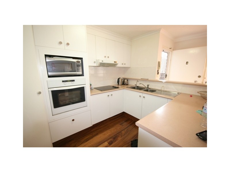 32 William Street, Mermaid Beach QLD 4218