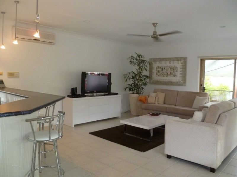 56 Newport Drive, Robina QLD 4226