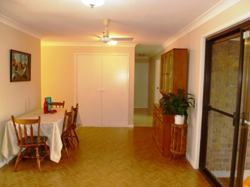 8 Pyrmont Street, Robina QLD 4226