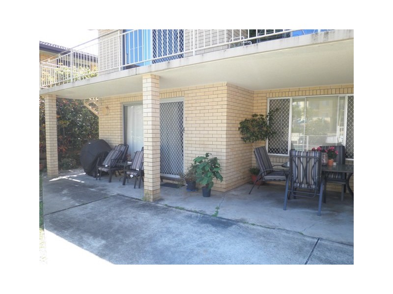 41 Burra Street, Surfers Paradise QLD 4217