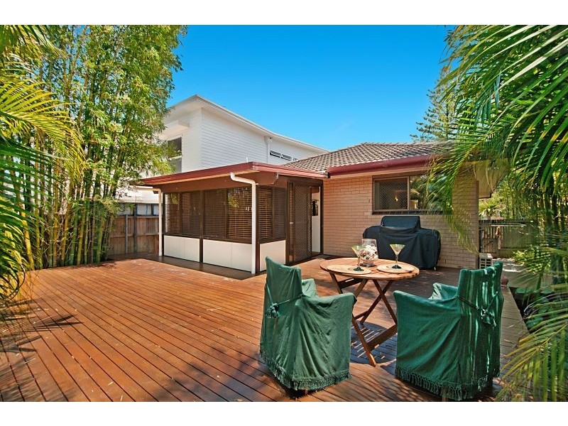 45 Petrel Avenue, Mermaid Beach QLD 4218