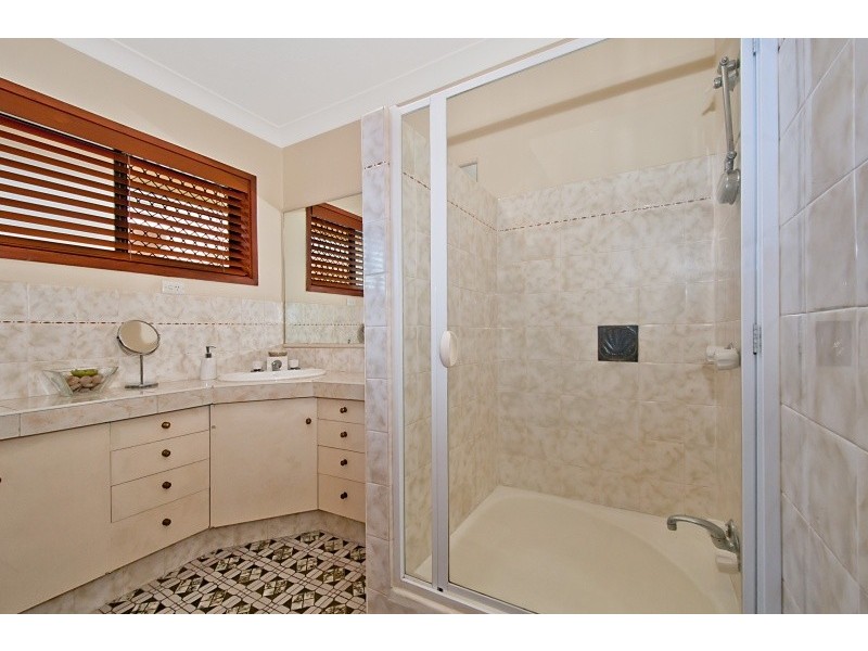 45 Petrel Avenue, Mermaid Beach QLD 4218