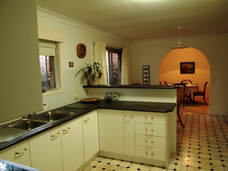 12 Avanti Street, Mermaid Waters QLD 4218