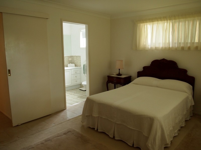 12 Avanti Street, Mermaid Waters QLD 4218