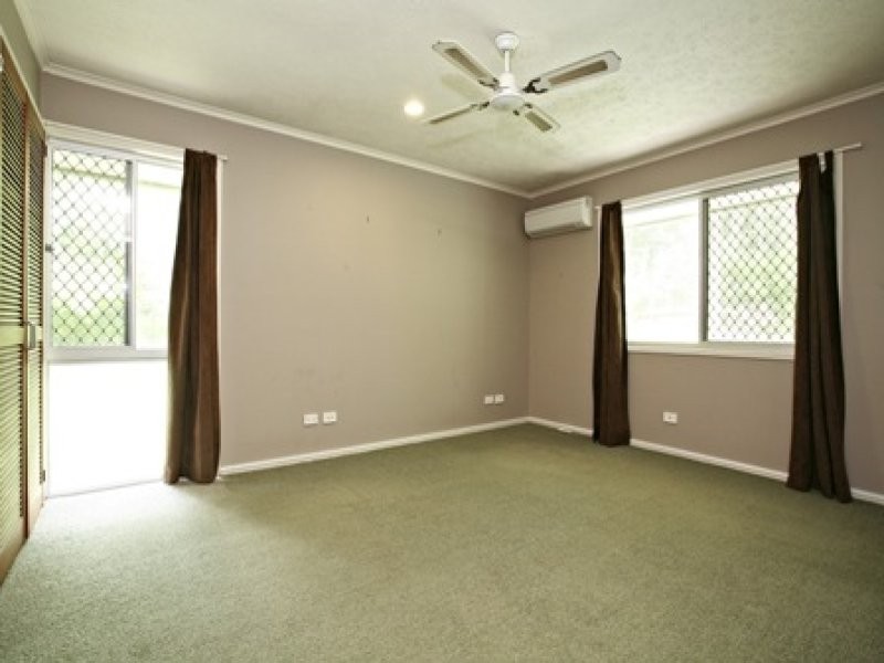 2a Cotton Street, Burleigh Heads QLD 4220