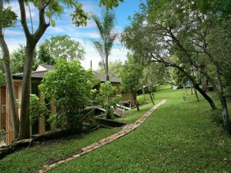 2a Cotton Street, Burleigh Heads QLD 4220