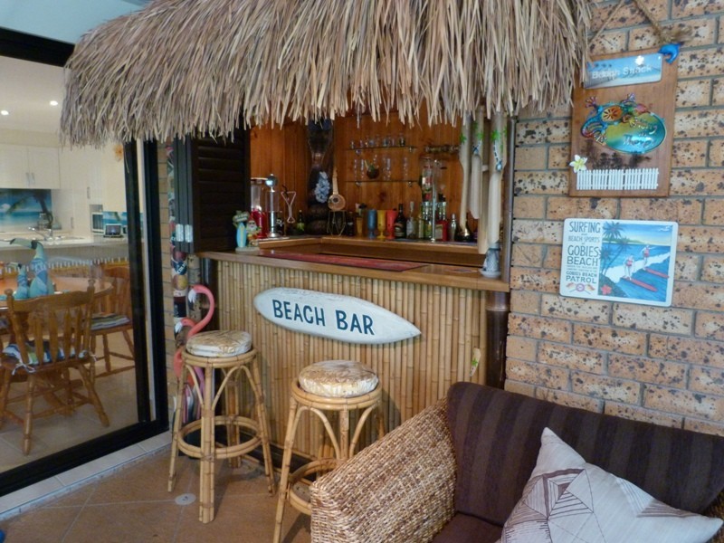 8 Sumach Place, Palm Beach QLD 4221