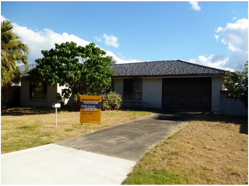 3 Quest Court, Mermaid Waters QLD 4218