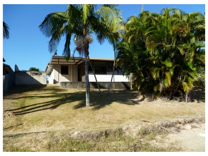 3 Quest Court, Mermaid Waters QLD 4218