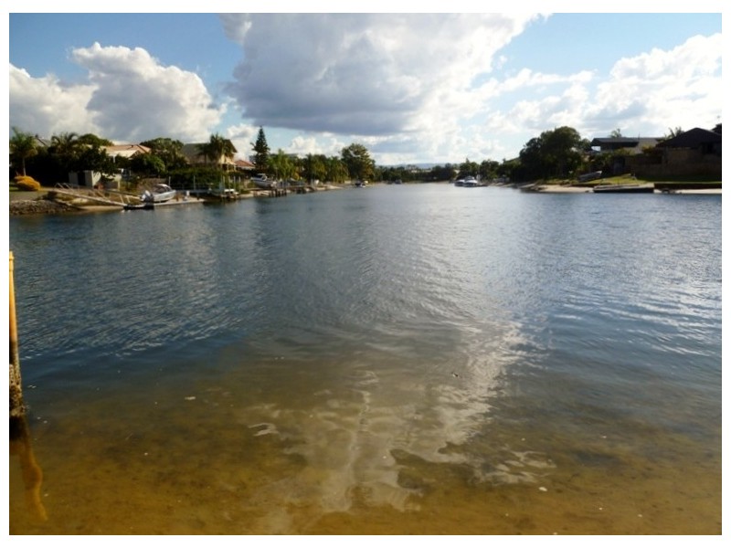 3 Quest Court, Mermaid Waters QLD 4218