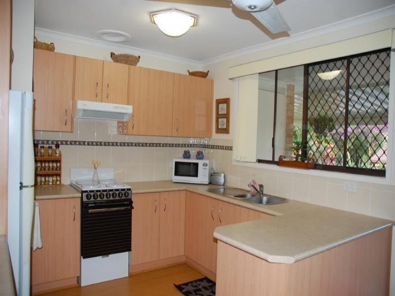 170 Bardon Ave, Burleigh Waters QLD 4220