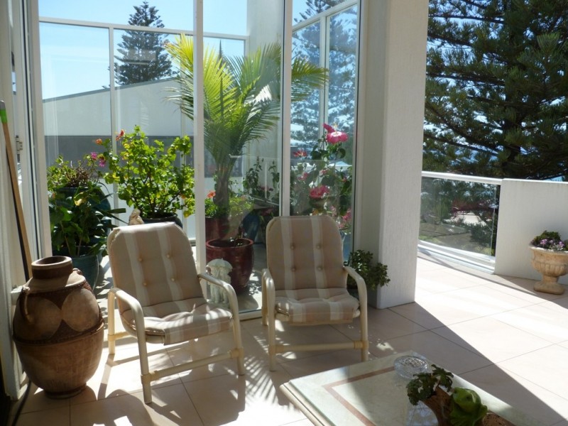 9/20 Marine Parade, Miami QLD 4220