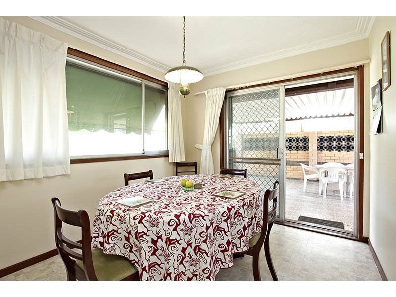 165 Mallawa Drive, Palm Beach QLD 4221