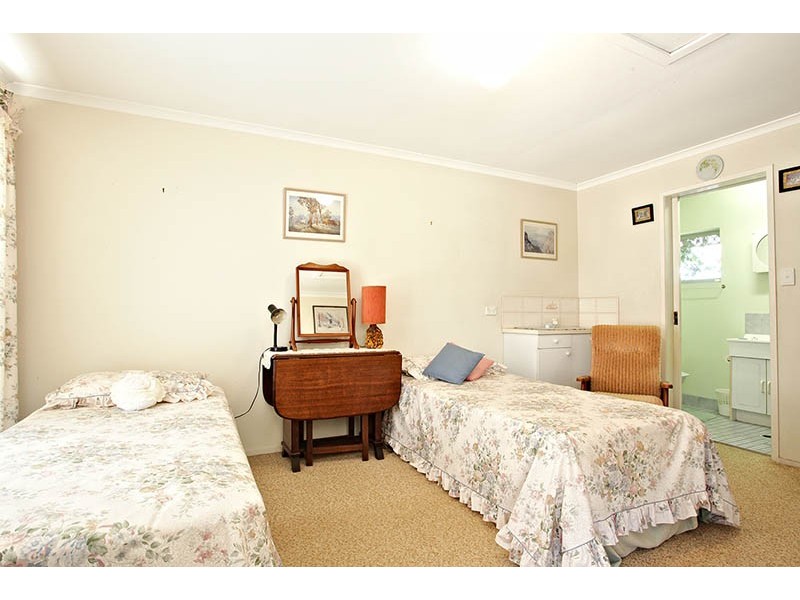 165 Mallawa Drive, Palm Beach QLD 4221