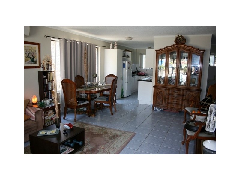 1/41 Burra Street, Chevron Island QLD 4217