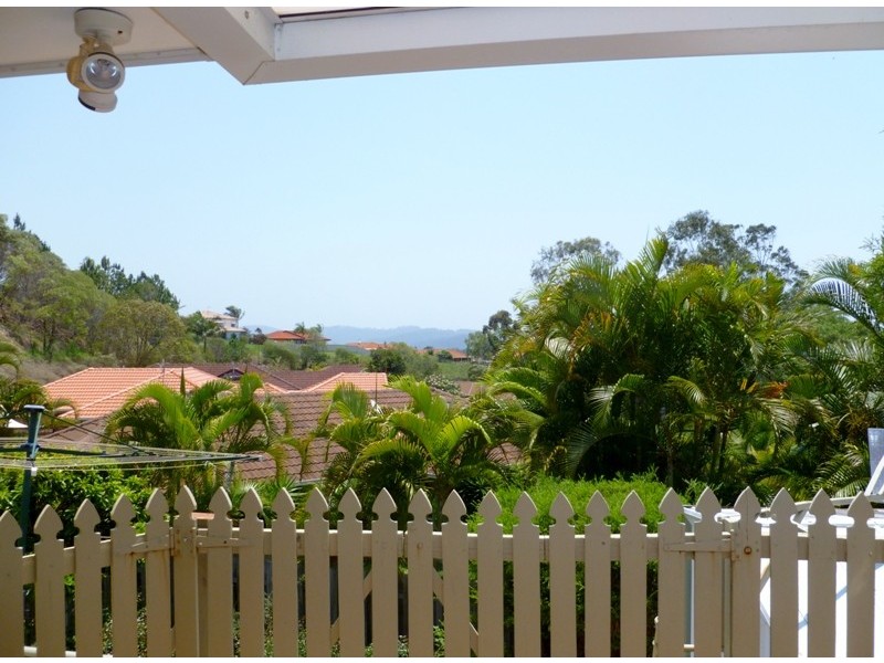 29 Banksiadale Close, Elanora QLD 4221