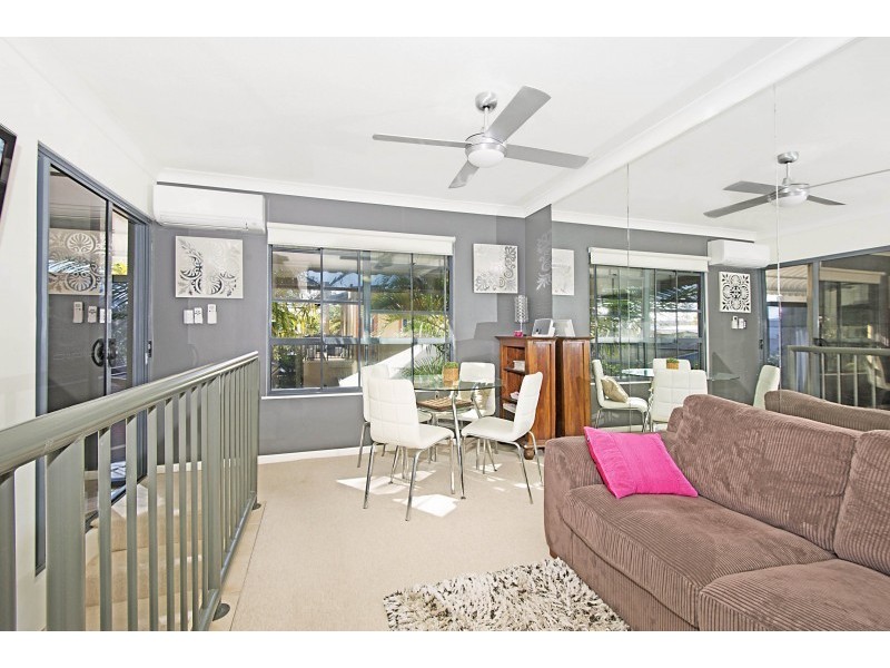 @53 Petrel Avenue, Mermaid Beach QLD 4218