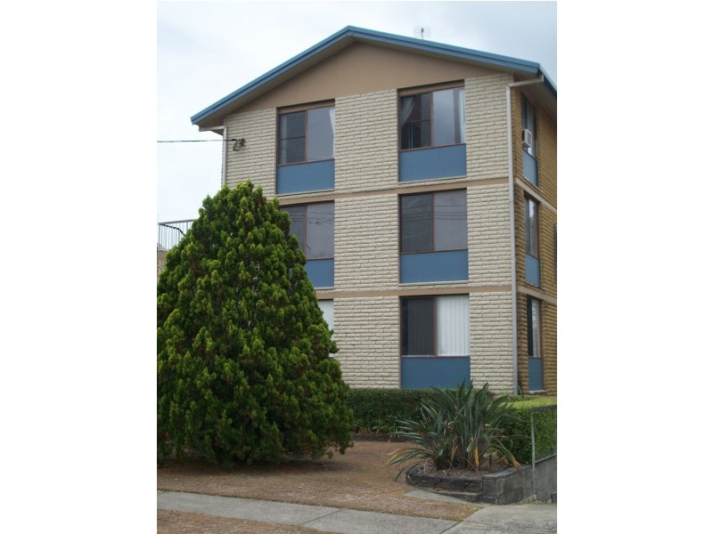 2/31 Venice Street, Mermaid Beach QLD 4218