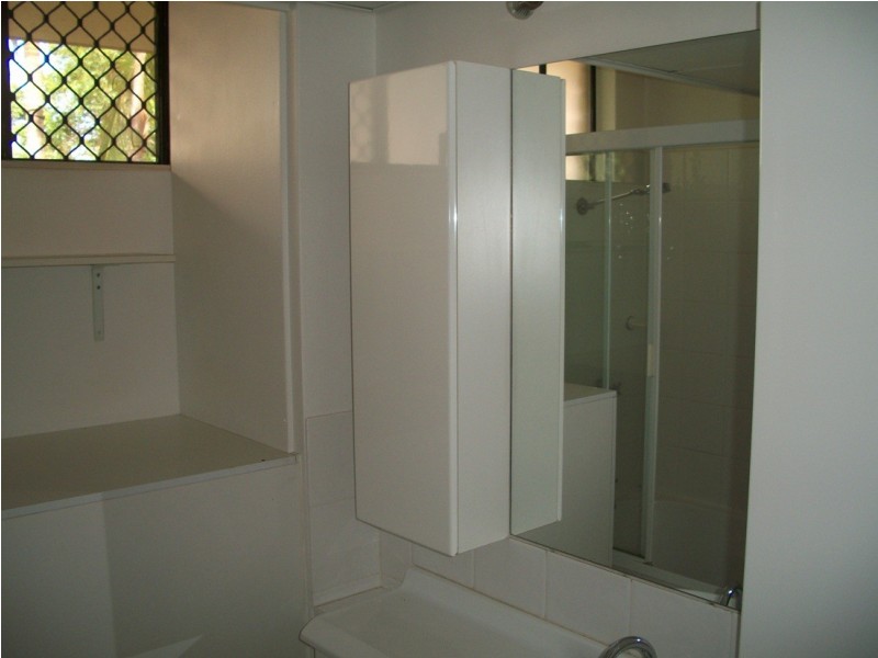 2/31 Venice Street, Mermaid Beach QLD 4218