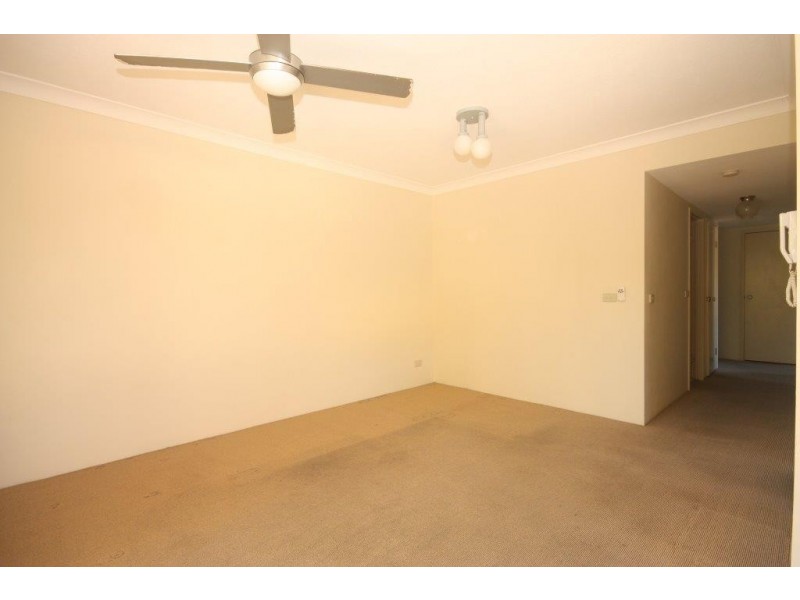 @36 Peerless Avenue, Mermaid Beach QLD 4218