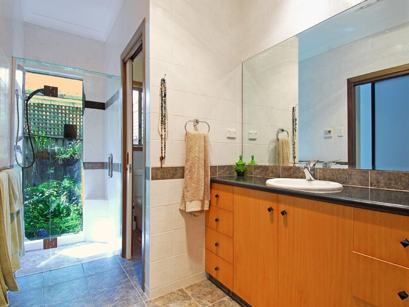 50 Luxton Court, Tallebudgera Valley QLD 4228