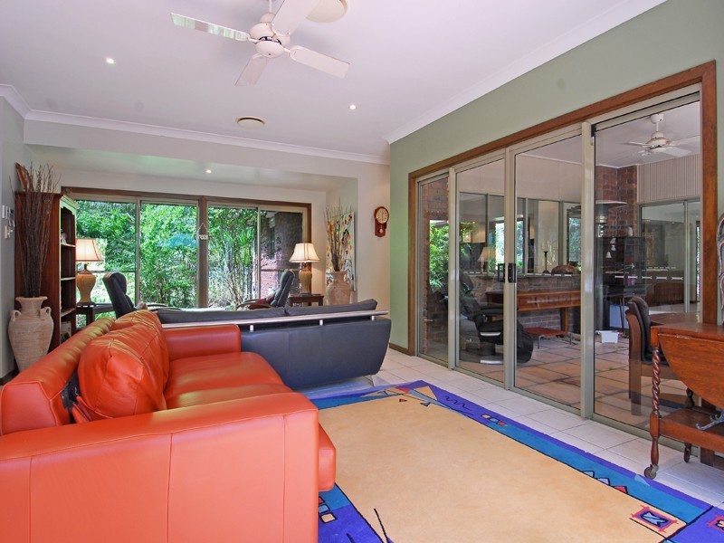 50 Luxton Court, Tallebudgera Valley QLD 4228