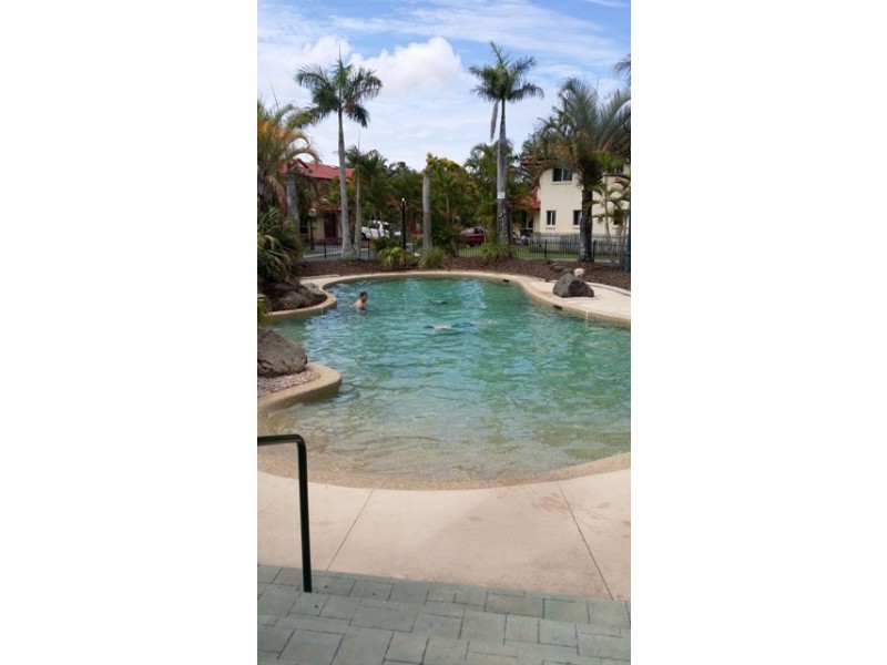 4/102 Alexander Drive, Nerang QLD 4211