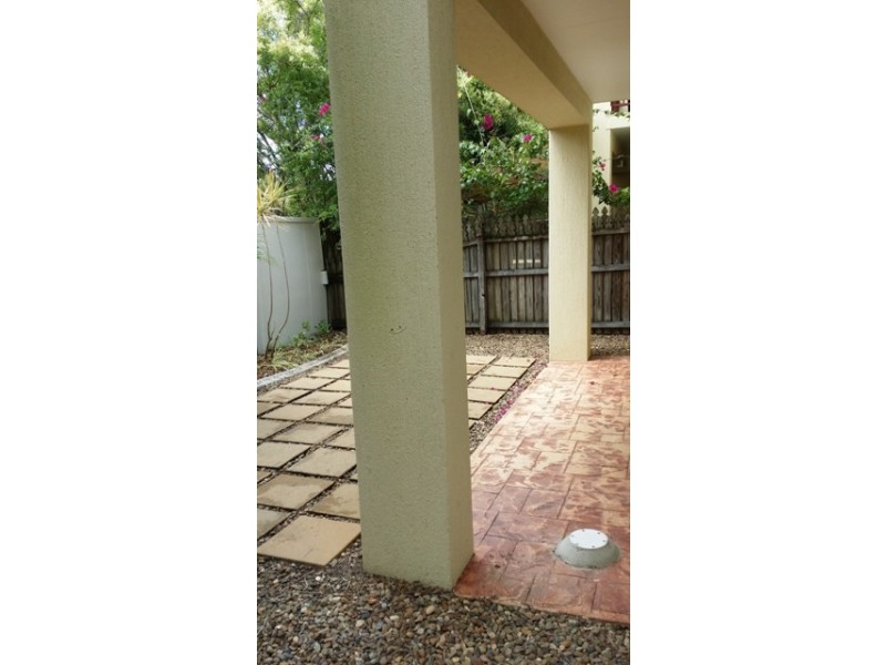 4/102 Alexander Drive, Nerang QLD 4211