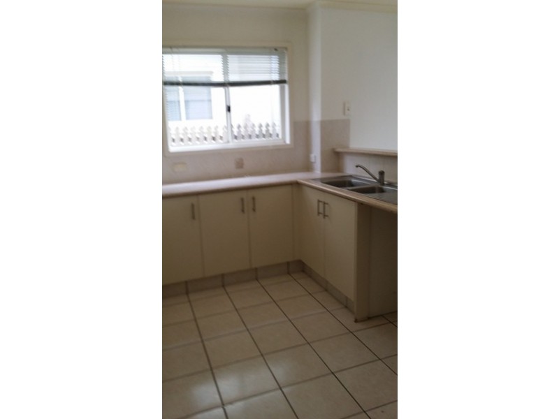 4/102 Alexander Drive, Nerang QLD 4211