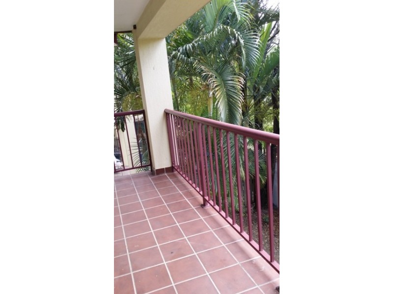 4/102 Alexander Drive, Nerang QLD 4211