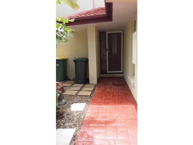 4/102 Alexander Drive, Nerang QLD 4211