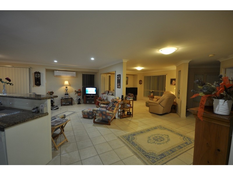 34 Ellis Drive, Mudgeeraba QLD 4213