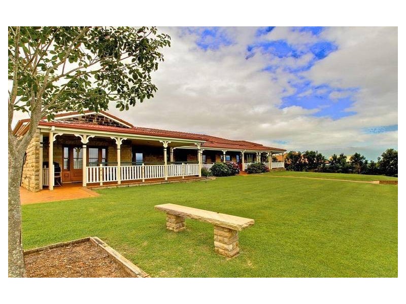 4 Westminster Boulevard, Elanora QLD 4221