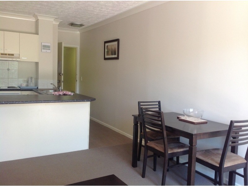 15 Surf Street, Mermaid Beach QLD 4218