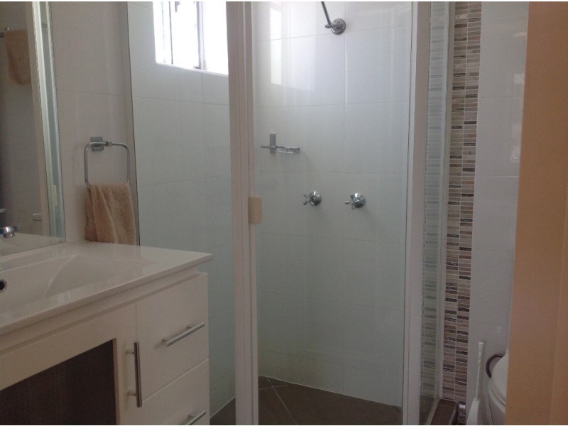 15 Surf Street, Mermaid Beach QLD 4218