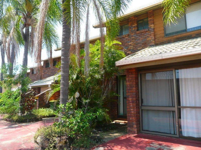 3/4 Jodie Court, Mermaid Waters QLD 4218