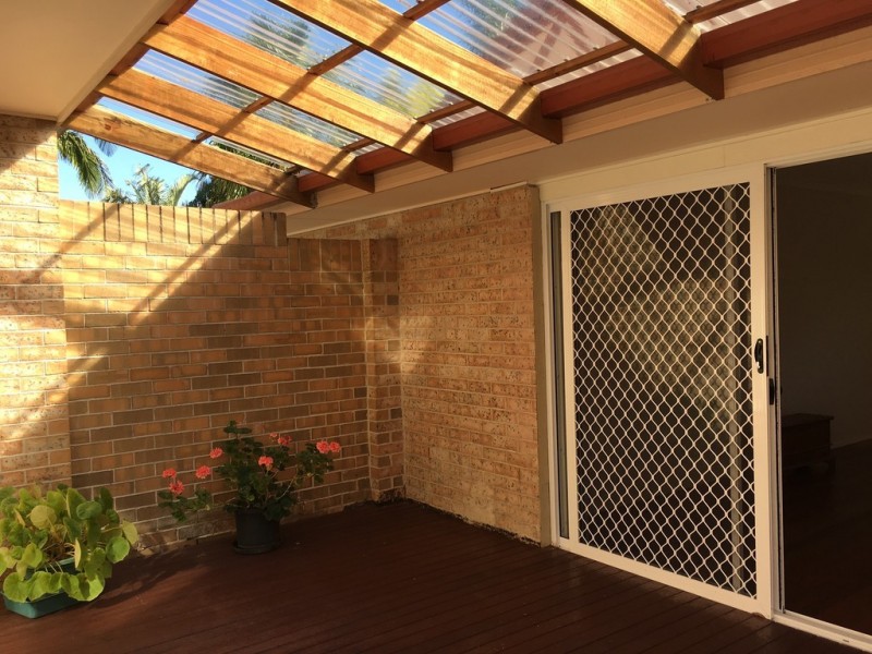 3/4 Snowgum Court, Burleigh Waters QLD 4220