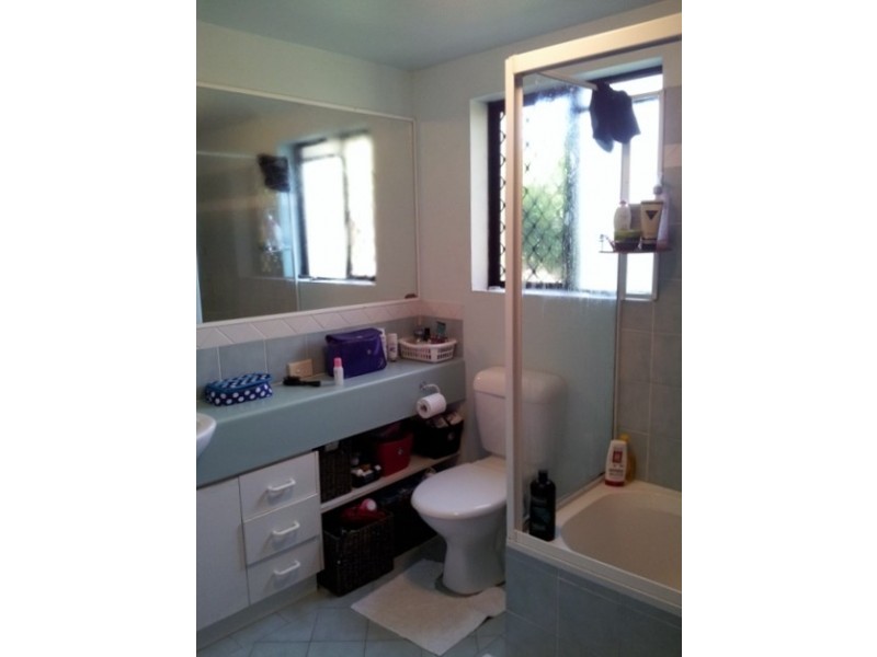 2 Fraser Avenue, Miami QLD 4220