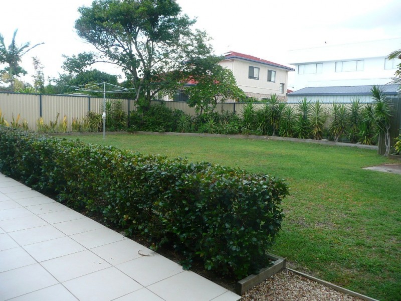 6 Toorak Park Avenue, Mermaid Waters QLD 4218