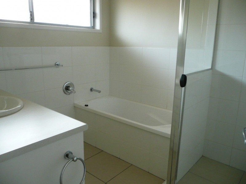 6 Toorak Park Avenue, Mermaid Waters QLD 4218