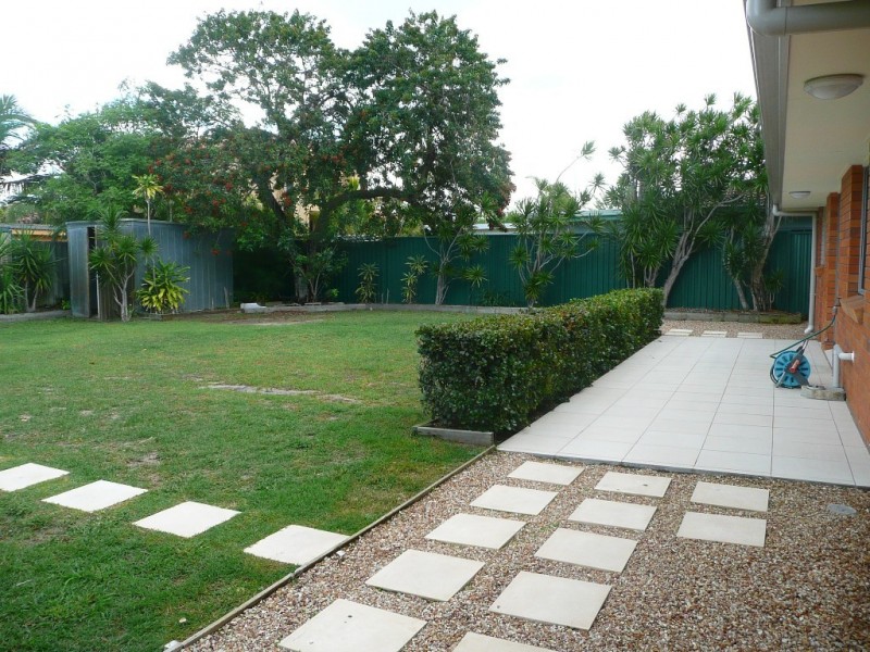 6 Toorak Park Avenue, Mermaid Waters QLD 4218