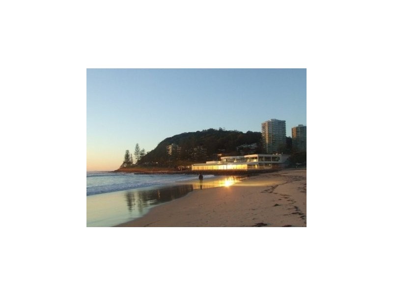 2/3 Hayle Street, Burleigh Heads QLD 4220