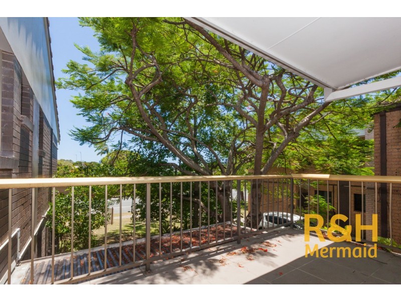 6/52 Oceanic Drive, Mermaid Waters QLD 4218