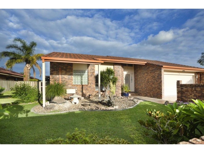 89 Cassowary Drive, Burleigh Waters QLD 4220